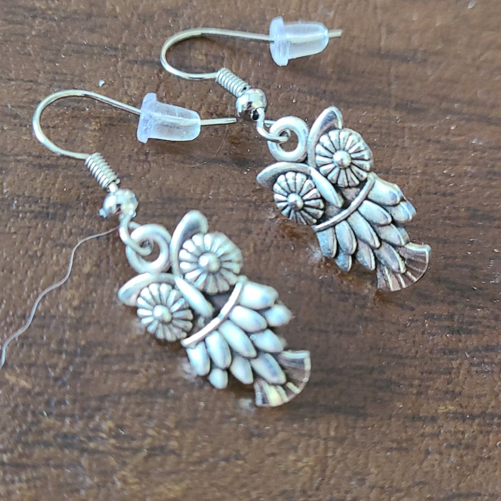 Owl Fashion Earrings - Picture 1 of 3